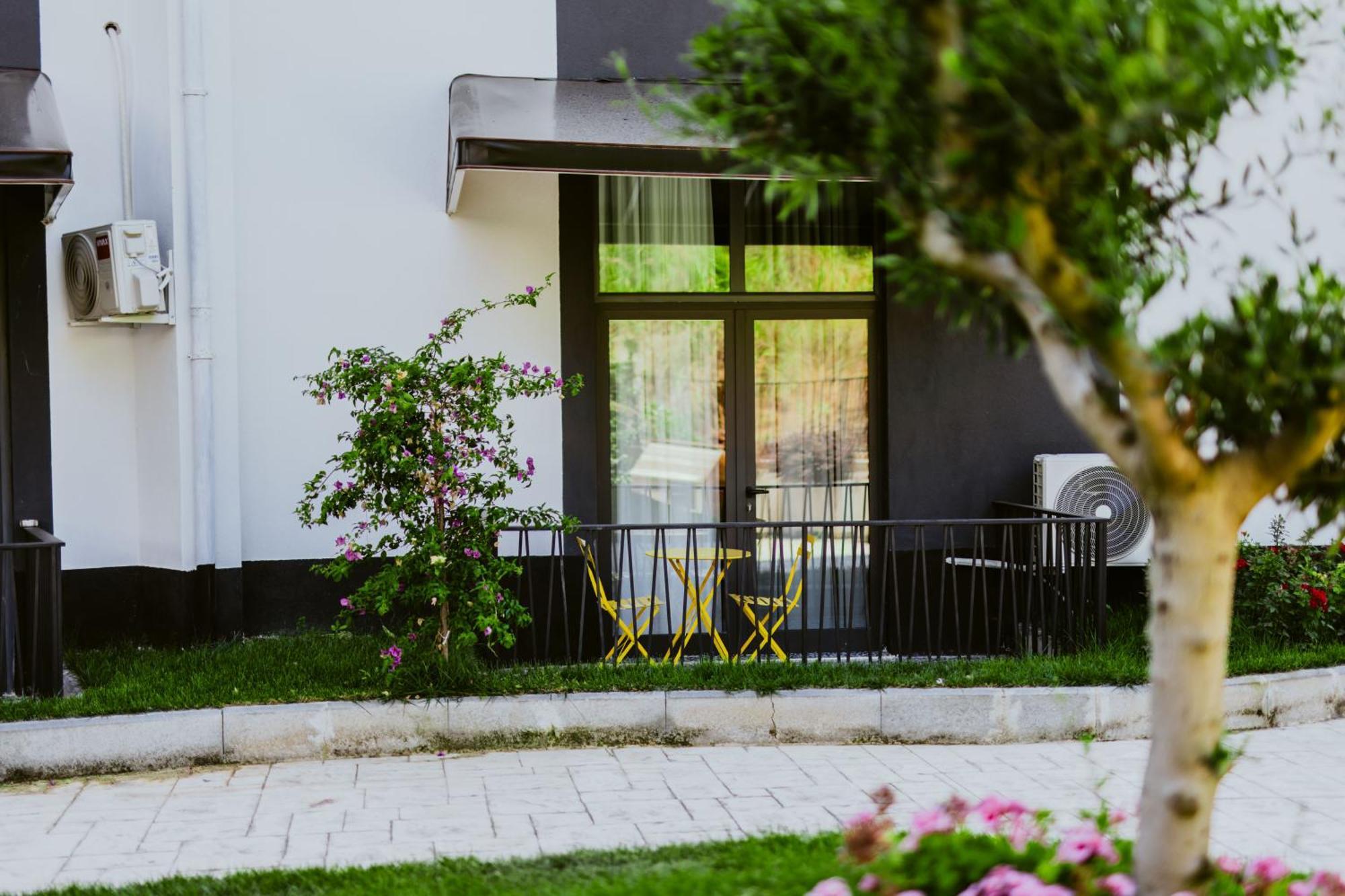 Andor Luxury Hotel & Duplex Kryemëdhej Exterior foto